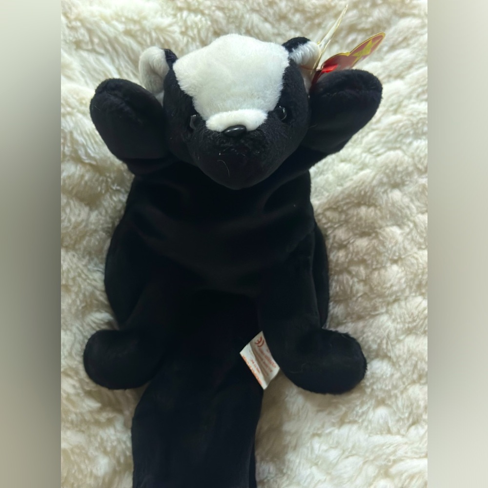 Ty Beanie Baby Stinky Rare Tag Errors says PE Pellets